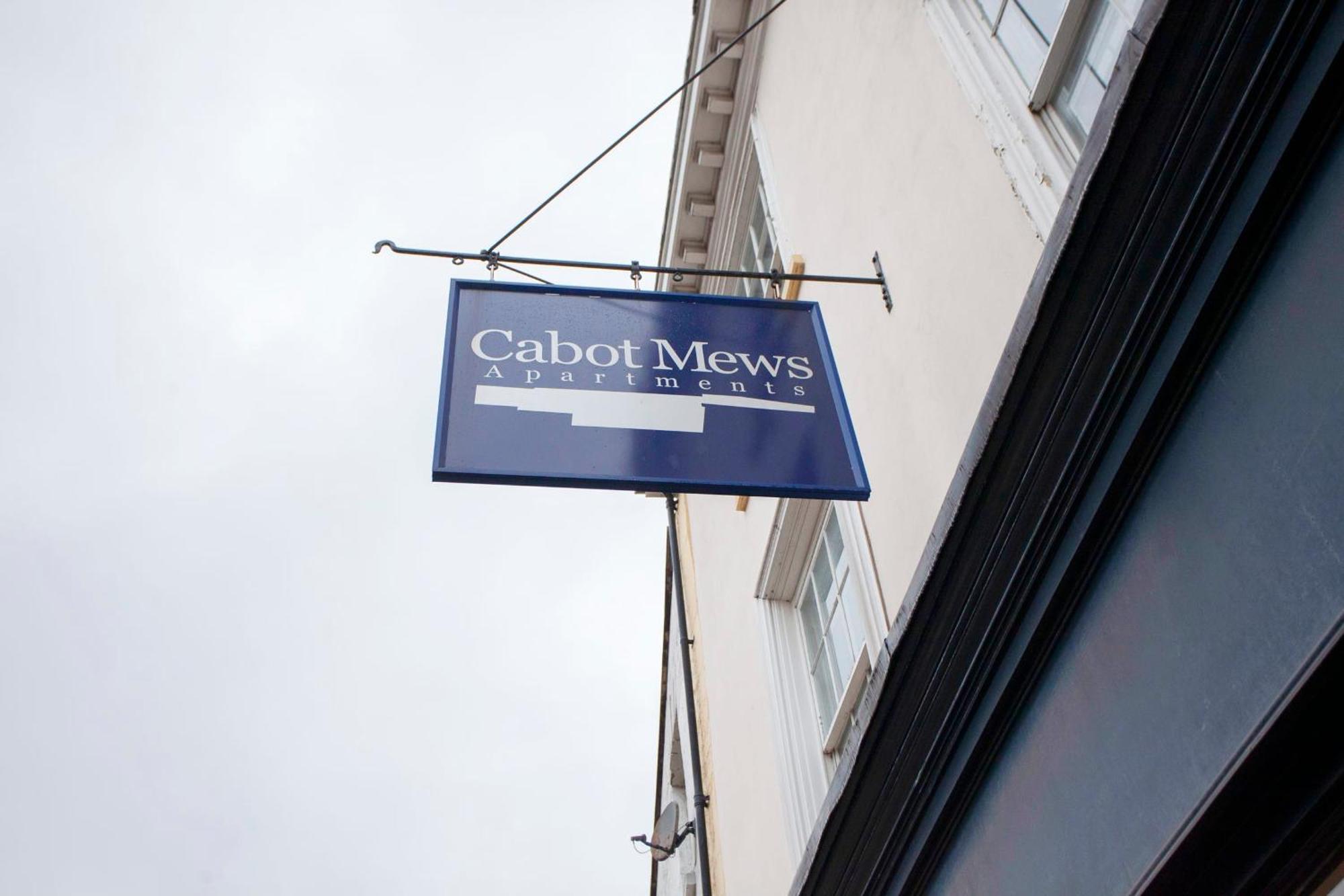 Higgihaus Cabot Mews #41 Prime Location * Bristol